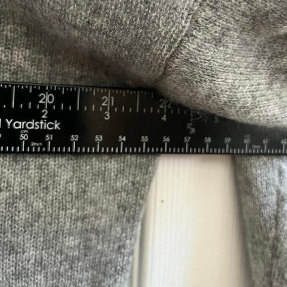 Theory Karenia L Gray Cashmere Crew Neck Pullover Sweater Size XL Lightweight - Picture 11 of 14